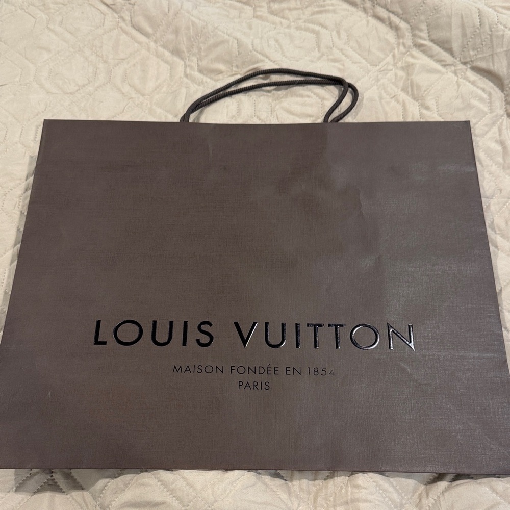 Louis Vuitton Authentic Brown Paper Shopping Bag with Black Logo